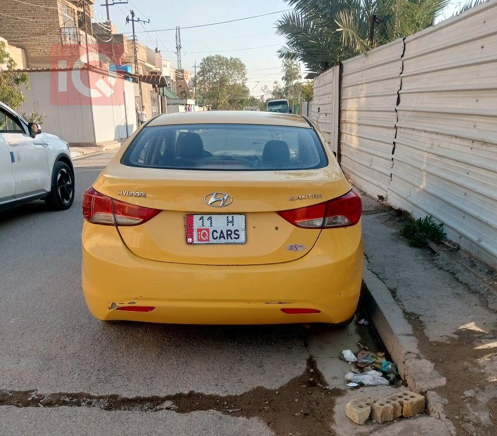 هیۆندای ئەلەنترا